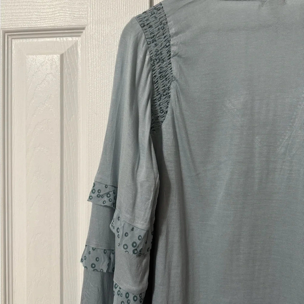 Tiny Brand Anthropologie Women’s Blue Motif Long-Sleeve Ruffled Top size varies - Picture 11 of 14